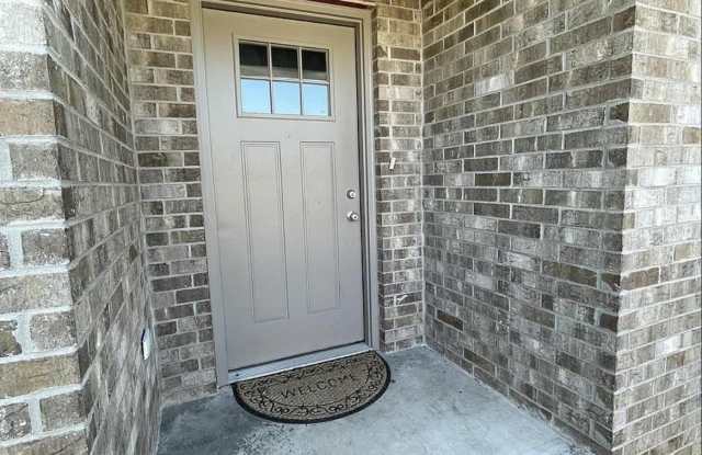 607 Lenora Gallery 2