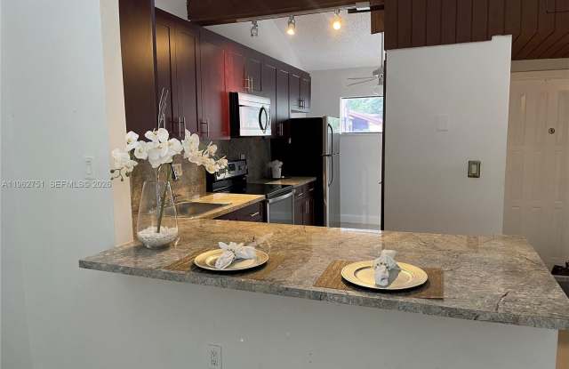 1712 NW 74th Ave photos photos 1712 NW 74th Ave photos photos