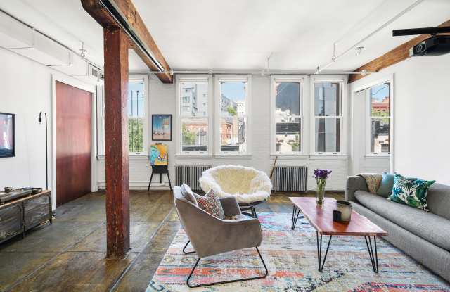 262 Mott Street Gallery 3