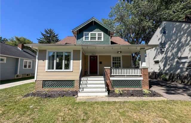 3942 W 160th Street photos photos