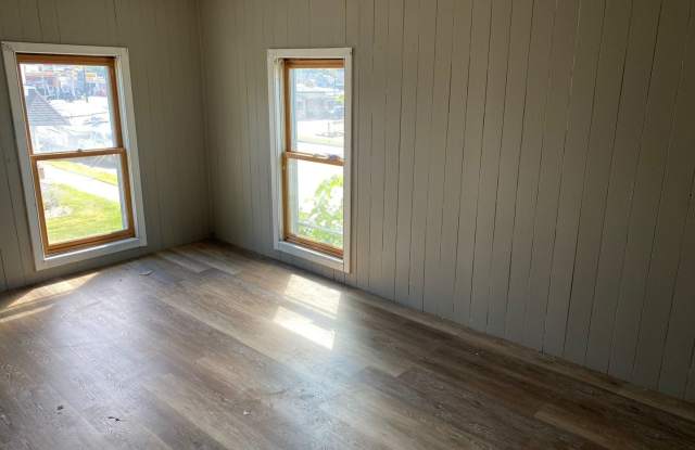 5 Bed 1.5 Bath Single Family Home in Antigo Gallery 4
