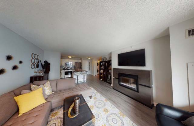 662 North State St. photos photos