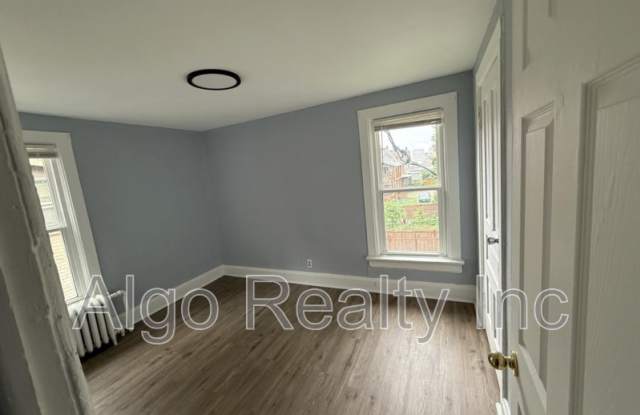 359 Maria Avenue - 1 Gallery 4