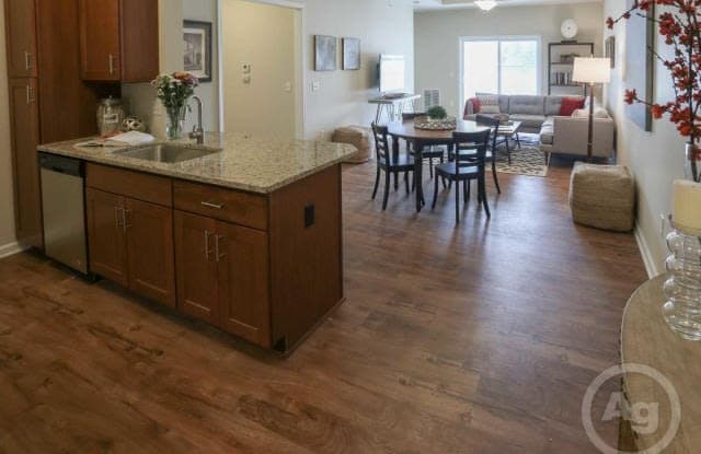 100 Ranney Dr Unit E11 photos photos