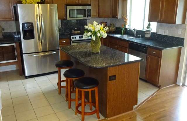 Spacious, pet friendly, updated townhome in Palehua Hillside!! photos photos