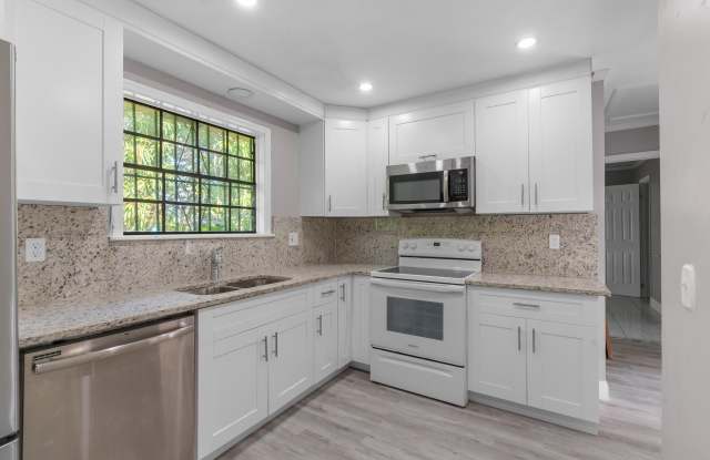 1440 NW 3rd Street photos photos