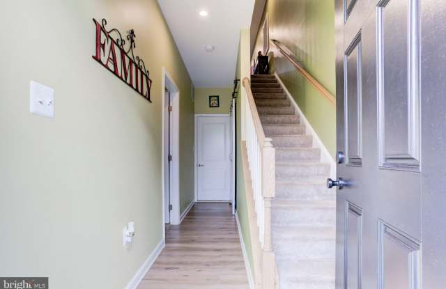 1309 TRESTLE Drive Gallery 3