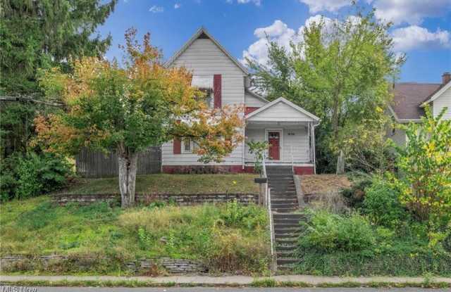 1636 Gibbs Avenue NE - 1636 Gibbs Avenue Northeast, Canton, OH 44705