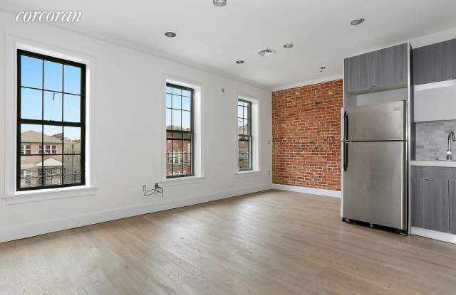 1882 Bergen Street Gallery 2