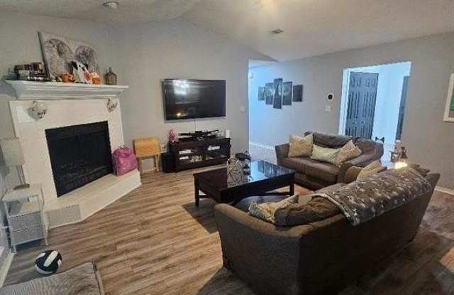 8632 Westview Ln Gallery 4