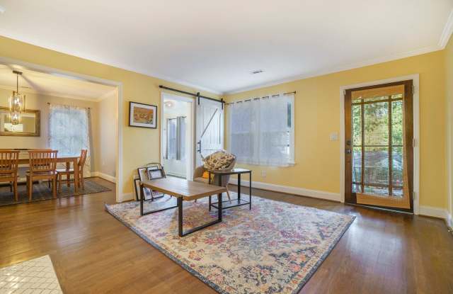 39 Lakeview Drive NE, Atlanta GA 30317 Gallery 3