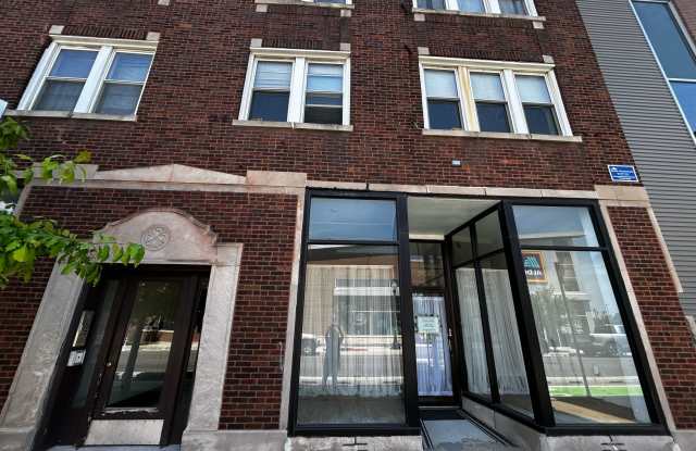 3924 North Milwaukee Avenue - 3924-2 photos photos