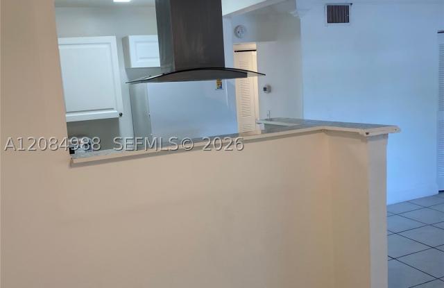 3016 Coral Ridge Dr Gallery 1