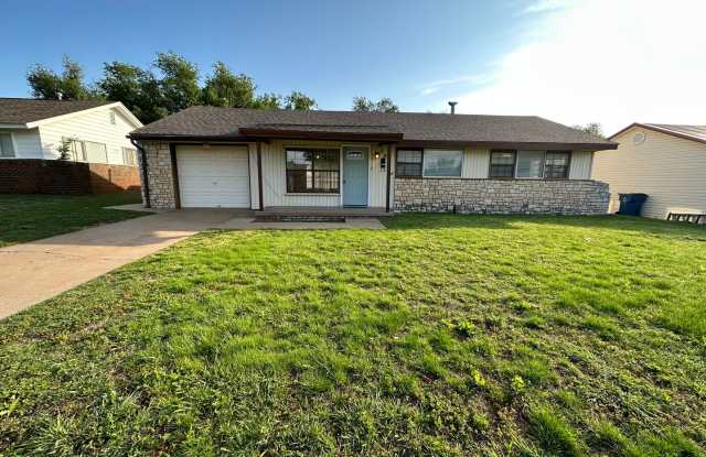 3 Bedroom 1 Bath 1 Car Garage House Gallery 1