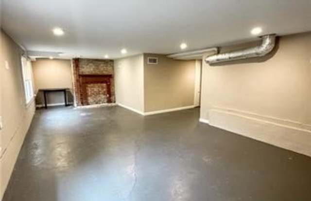 8329 PRITCHARD Place Gallery 3
