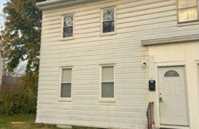 18 Broad Street - 18 Broad Street, Somersworth, NH 03878