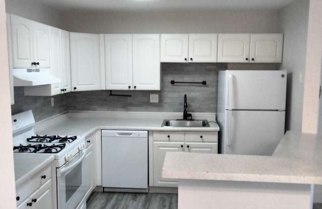 7434 72nd Ln N photos photos