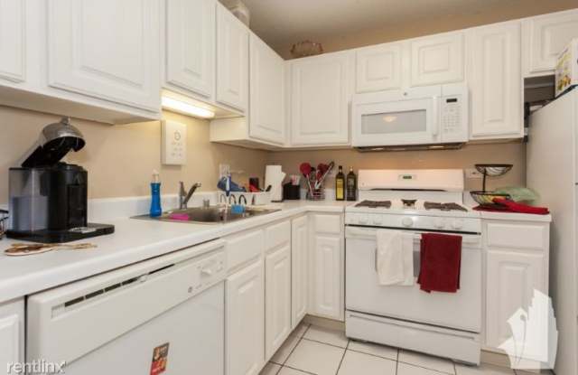 545 N Dearborn St 2106 - 545 N Dearborn St, Chicago, IL 60654