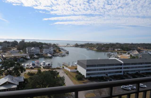 Harborside Club at 701 photos photos