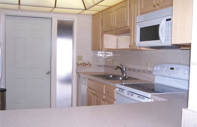 310 FAIRSIDE COURT Gallery 3