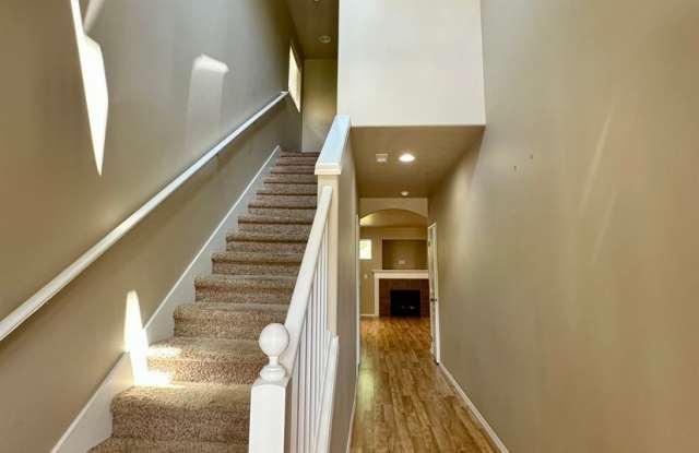 Beautiful Home in SW Bend! 61158 SW Teton Lane Gallery 3