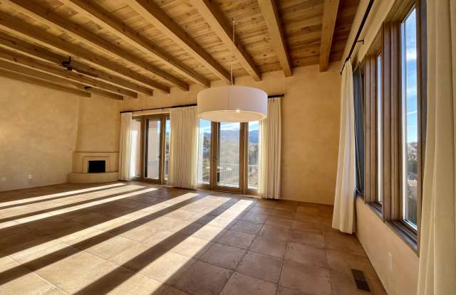 822 Camino Del Este Gallery 4