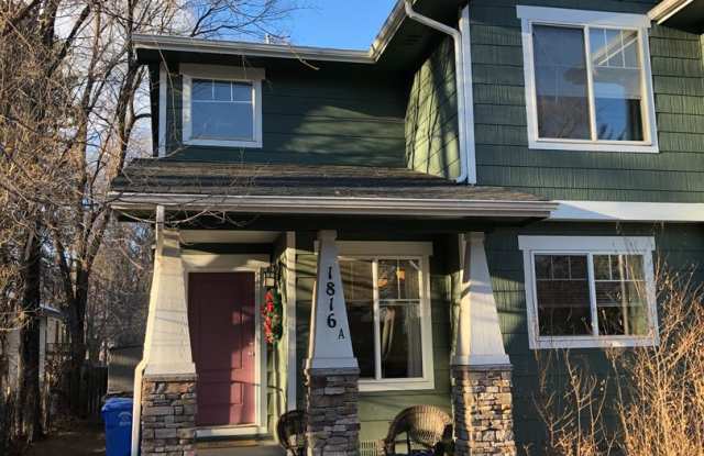 Charming 2br 1.5ba Two Level Condo in District 12 with Fenced Yard photos photos