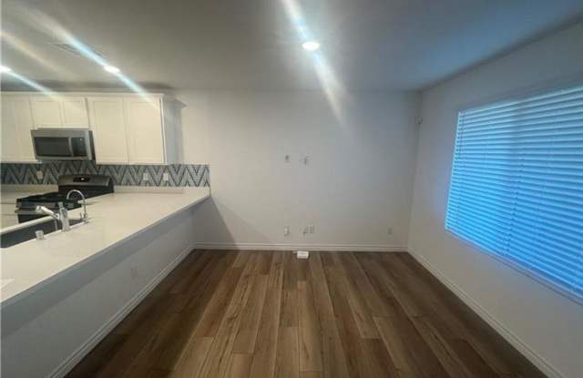 3 bedroom Townhome- Northwest Gallery 4