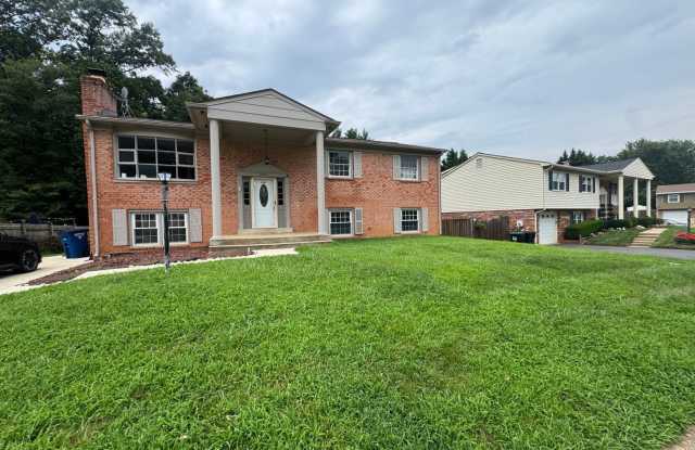 BEAUTIFUL DALE CITY HOME Gallery 3