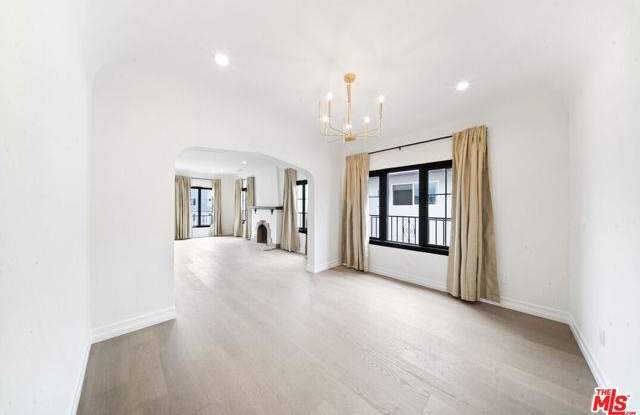 1005 North Genesee Avenue - 1005 North Genesee Avenue, West Hollywood, CA 90046