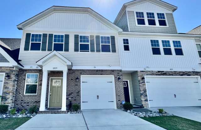 First Time Rental - Ready July 30th! 4 Bedrooms PLUS Loft! Great Views! Dog Park - Stocked Fishing Pond - Playgrounds! photos photos