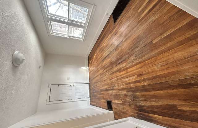 20 East Josephine Street - 4 photos photos