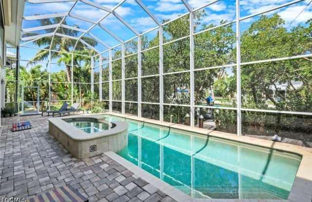21580 Indian Bayou Drive photos photos 21580 Indian Bayou Drive photos photos