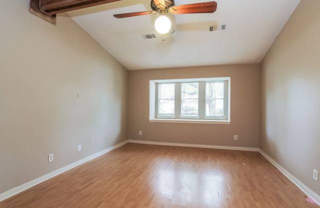 5121 Parsley Avenue Gallery 3
