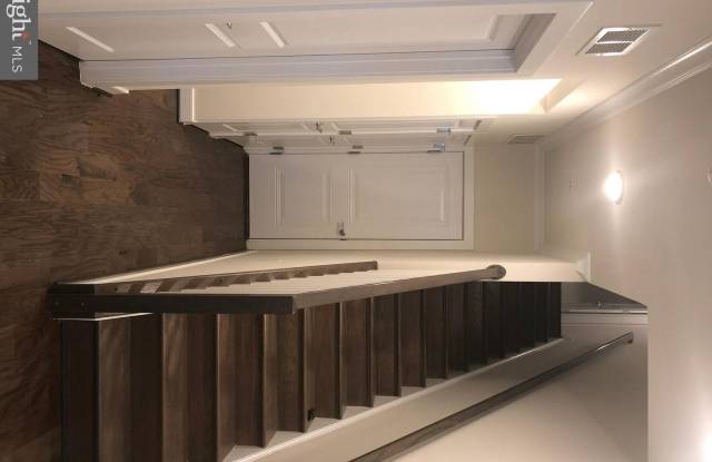 13390 SHERWOOD PARK LANE Gallery 2