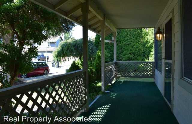 6323 70th Pl NE Gallery 3