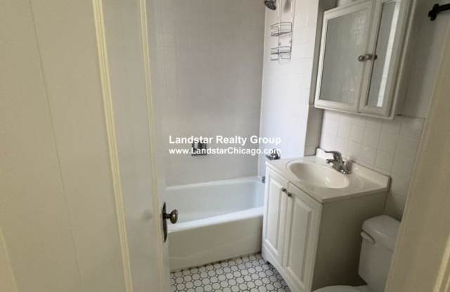 550 Elmwood Gallery 1