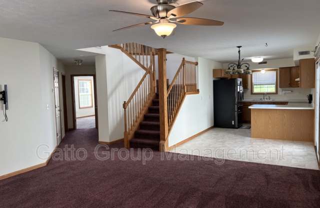 15032 Woodsong Dr Gallery 3