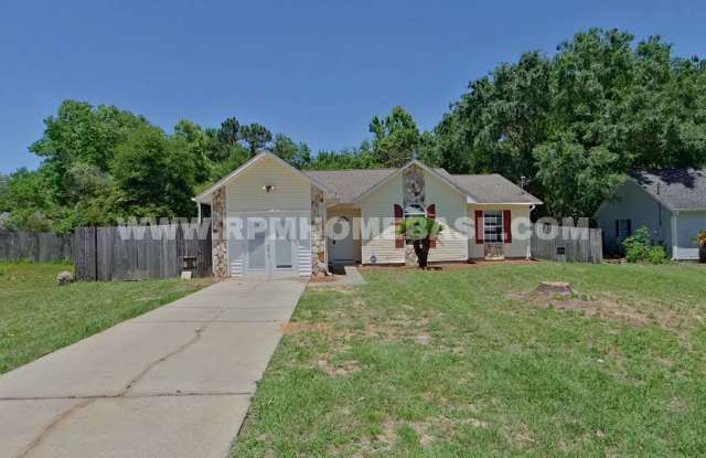 Charming & Updated 3BR/2BA plus Flex Room with Massive Privacy-Fenced Backyard photos photos