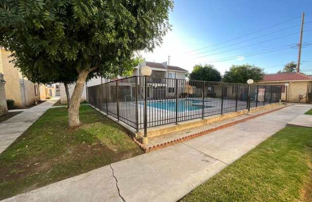 1520 N California Ave photos photos