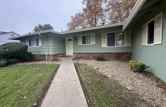 3521 Los Alamos Way photos photos