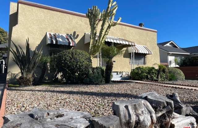 2934 12th Ave photos photos