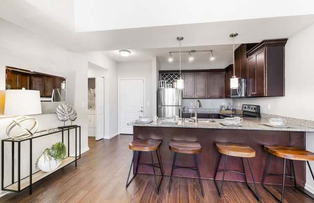 Residences at New Longview Gallery 3