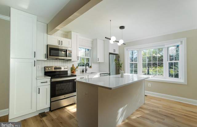 1717 REDGATE FARMS CT Gallery 2