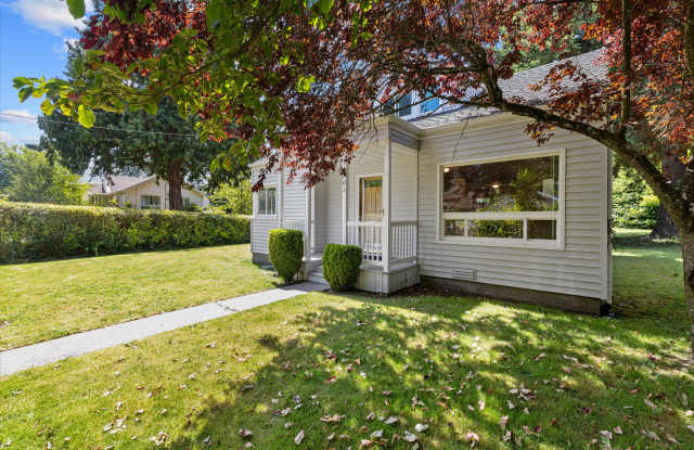 15701 Stone Avenue North photos photos