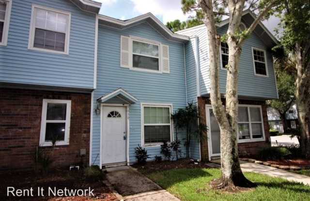 7630 Colonial Ct Gallery 2