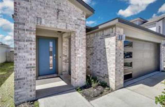917 Kickapoo Lane Gallery 1