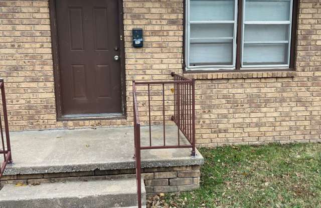 2 bedrooms, 1 bath duplex photos photos
