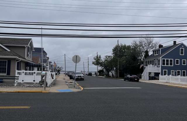 1100 Barnegat Avenue Gallery 2