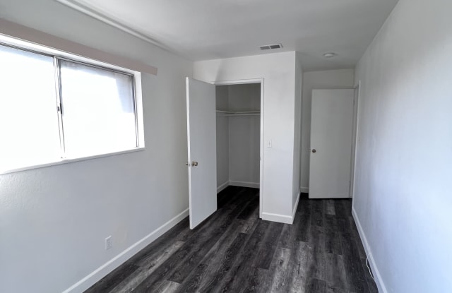 259 North Chester Avenue - 259 North Chester Avenue, Pasadena, CA 91106